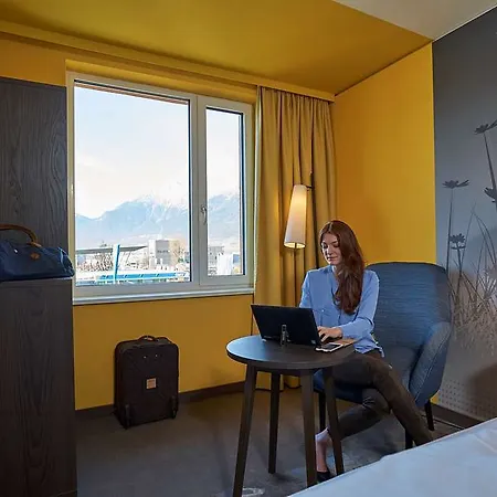 Hwest Hotell