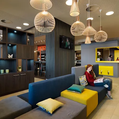 Hotell Hwest 3*