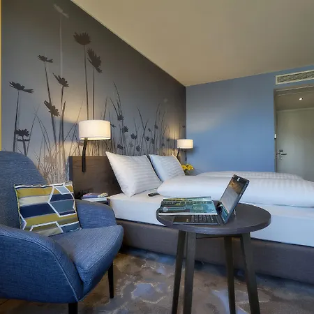 Hwest Hotel